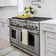 Laura Park Designs - Dogwood Tea Towel: One Size - 21" x 28"