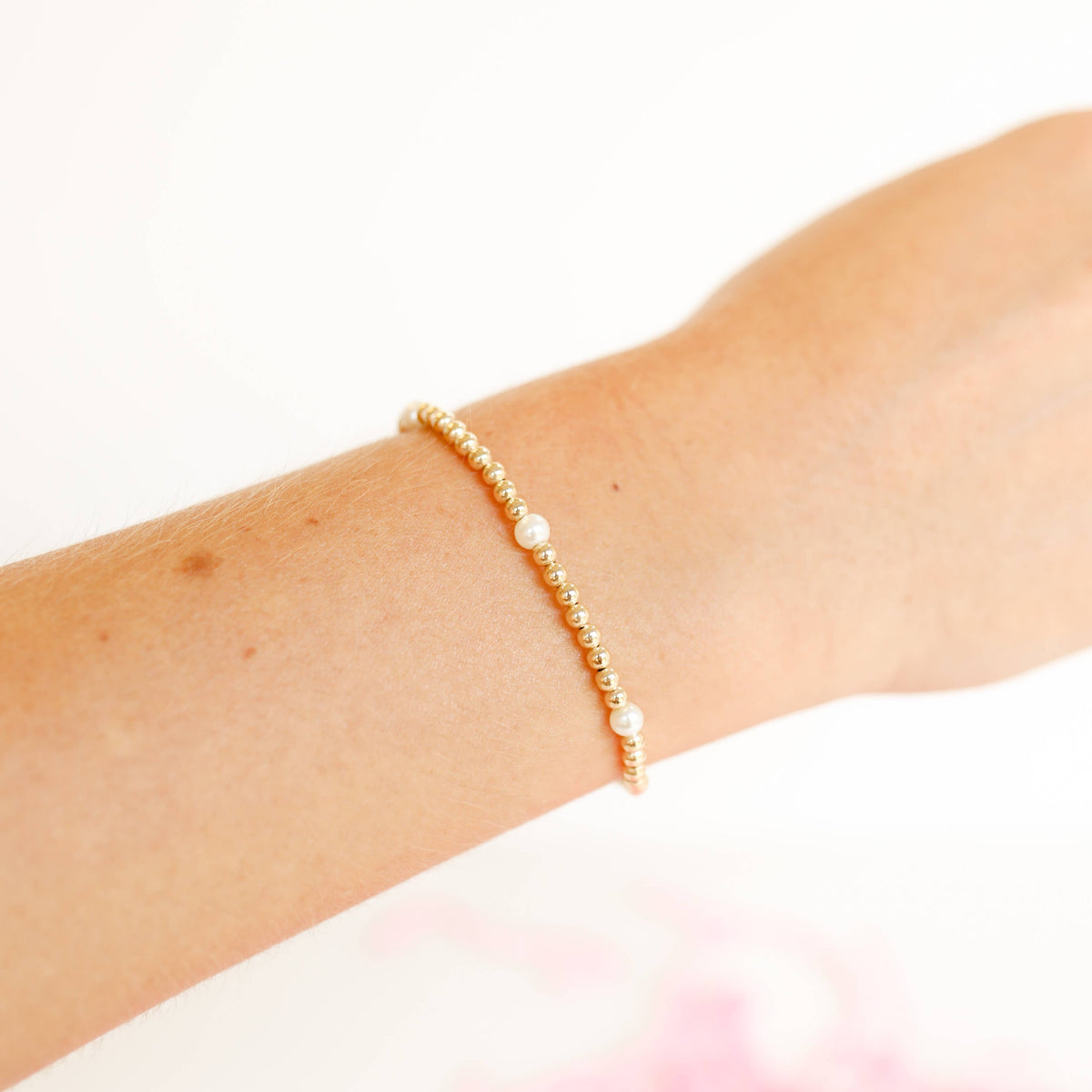 Madi Pearl Bracelet in Gold