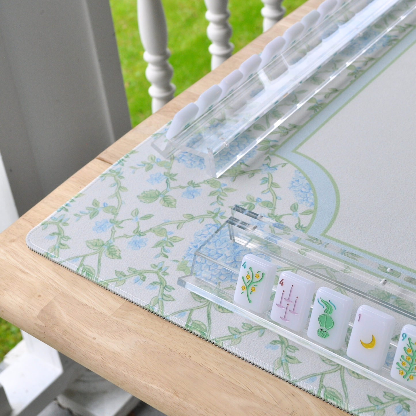 Middle & Main Mahjong - June Bride Bouquet Mat