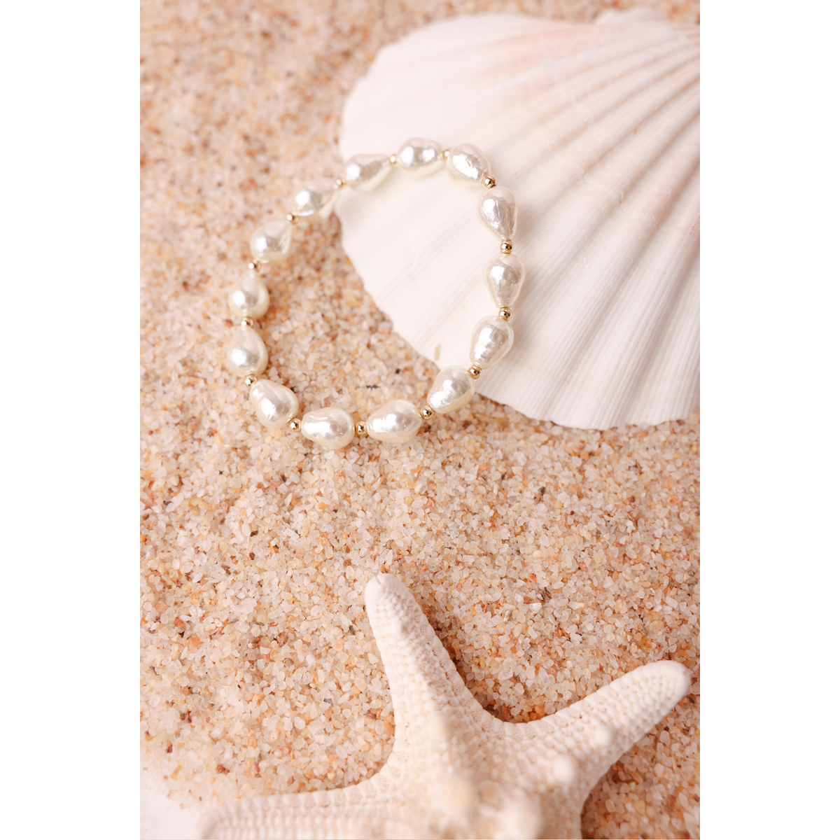 Saylor Pearl Bracelet in Gold