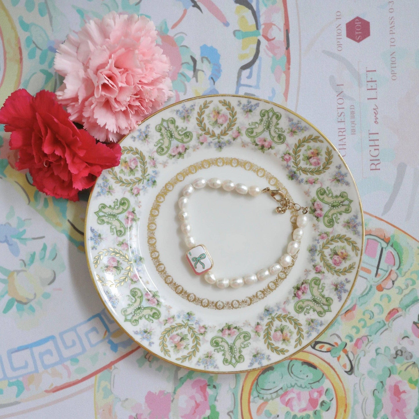 Stylin Brunette - Troop Mahjong Tile Bracelet & Drop Earrings Bundle