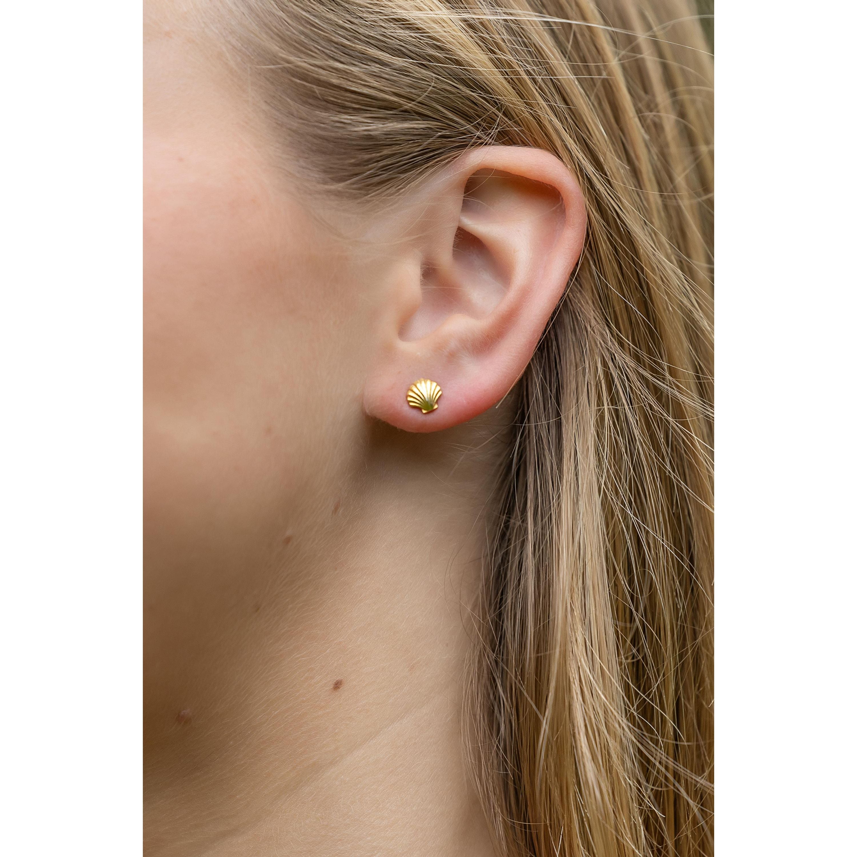 Ocean Shell Tiny Gold Stud Earring