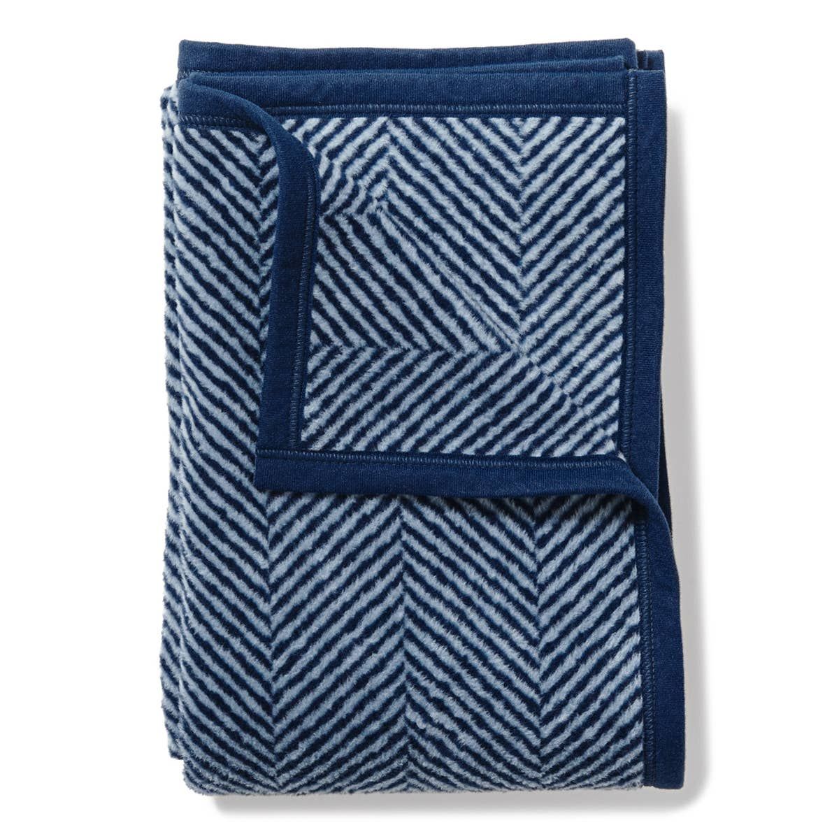 ChappyWrap - Harborview Herringbone Navy Blanket: Midi