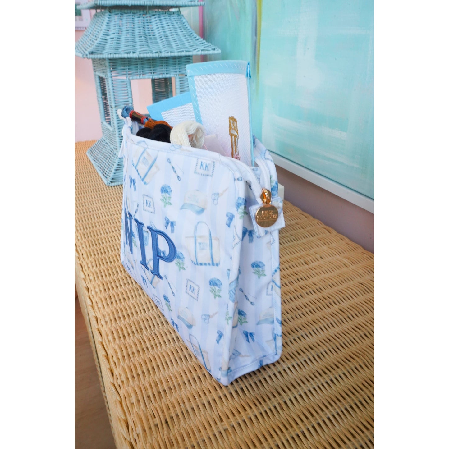 KENZKUSTOMZ - WIP - Needlepoint Travel Pouch