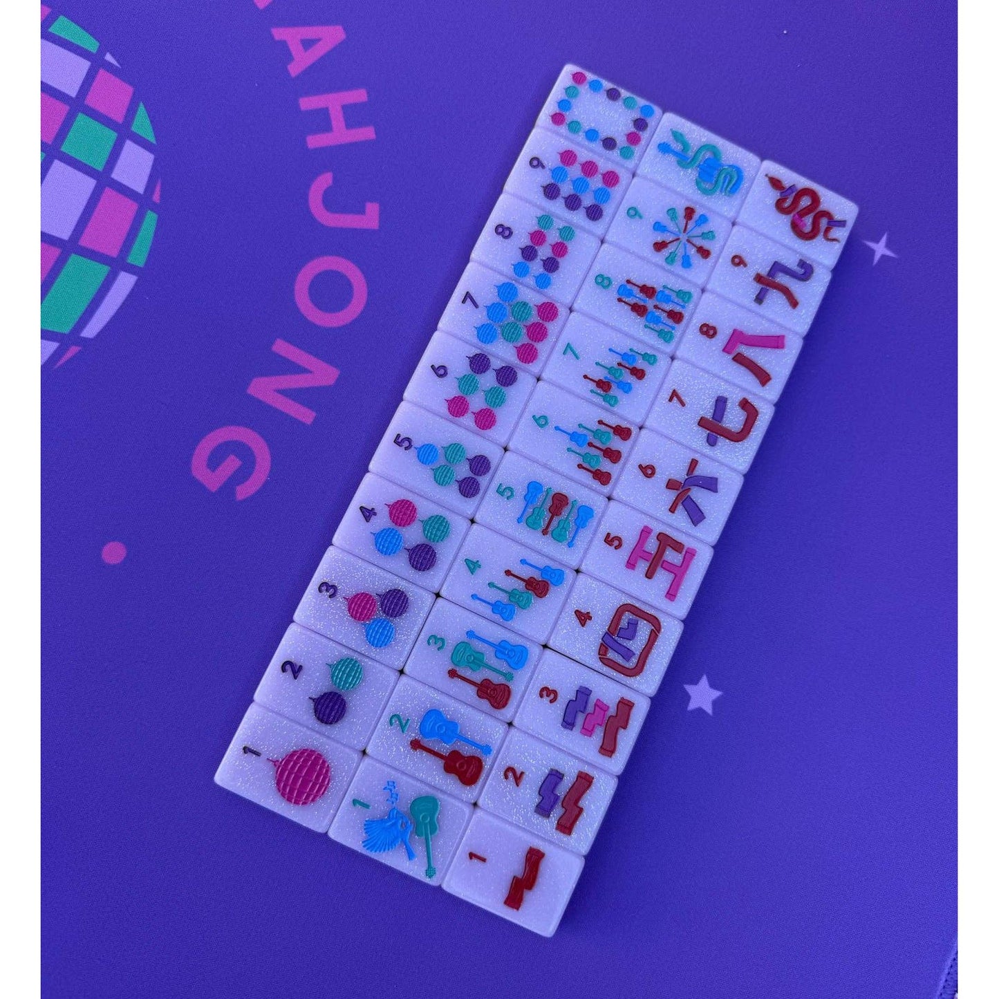 Peace Love Mahjong - Taylor's Tiles - Mahjong Set