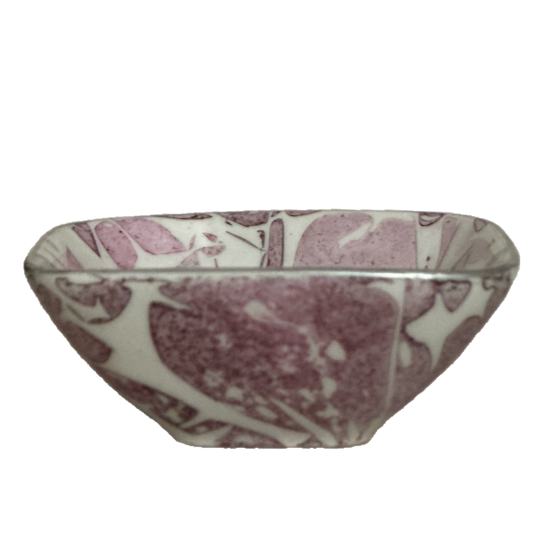 Hand Painted Mahjong Dice Dish: Pink - Held.